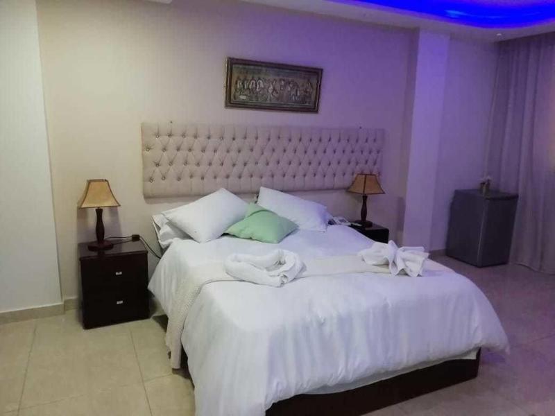 Amon Holiday Pyramids Inn Kafret el-Gabal المظهر الخارجي الصورة