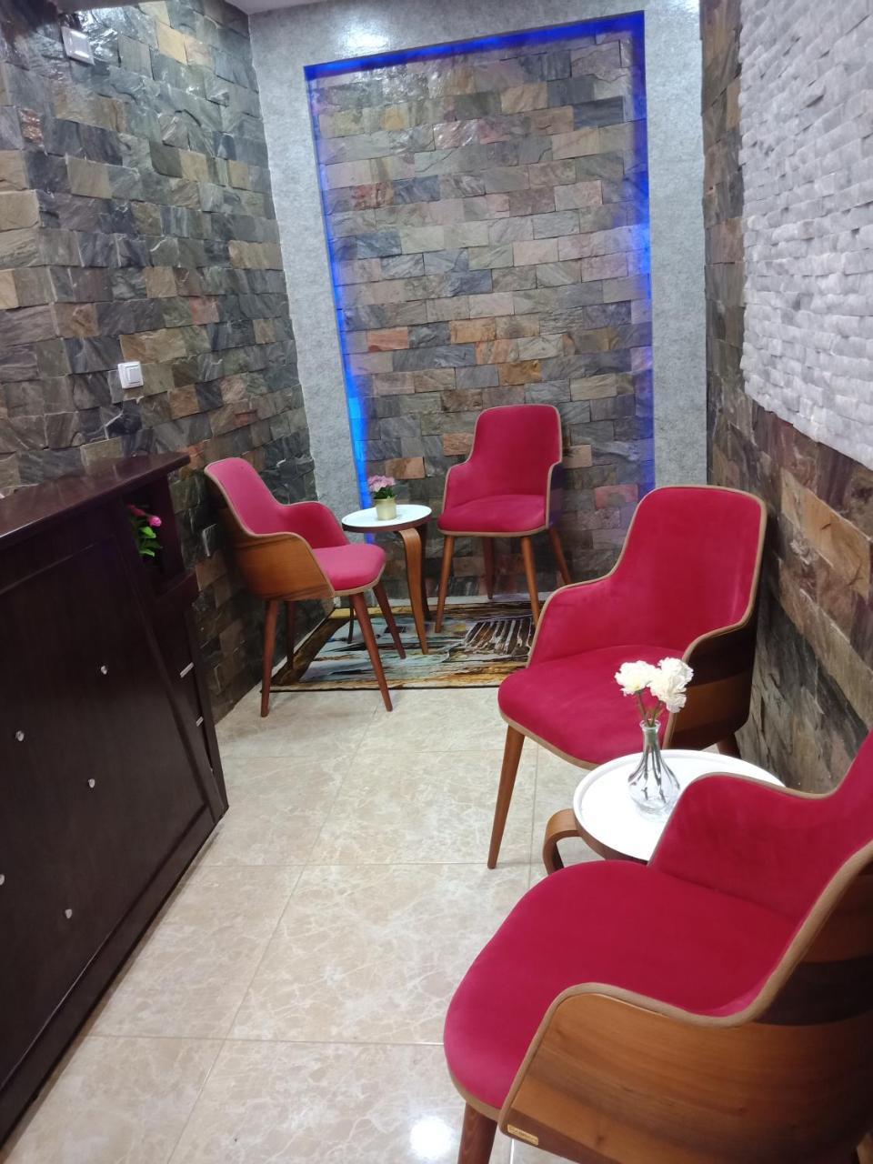 Amon Holiday Pyramids Inn Kafret el-Gabal المظهر الخارجي الصورة