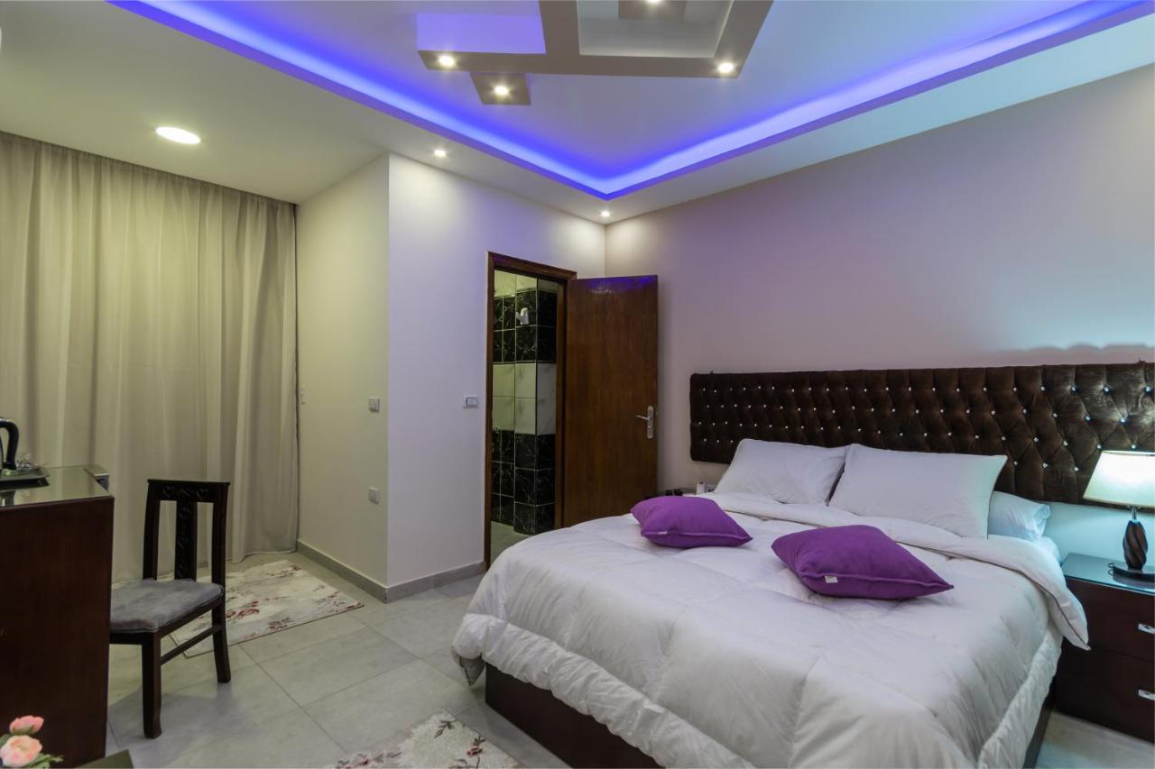 Amon Holiday Pyramids Inn Kafret el-Gabal المظهر الخارجي الصورة